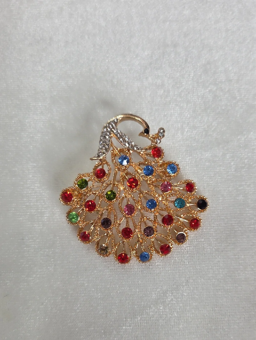Colorful Peacock Rhinestone Brooch Retro Style Pin Gold Tone Sparkling Elegant
